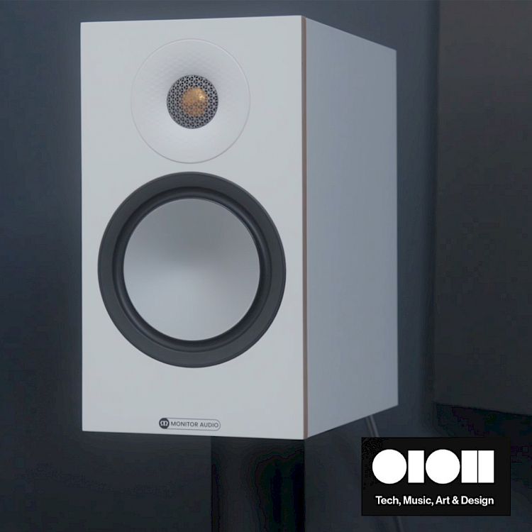 0102 工作室评测我们的新款 Bronze 50 7G 与 Vestra W10